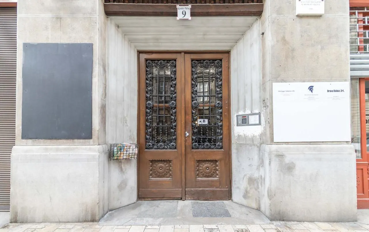 April Studio On The City Center Appartamento Budapest