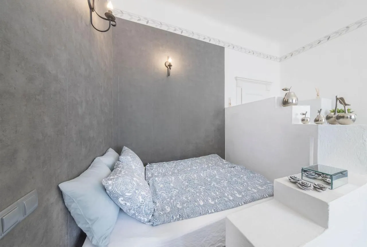 April Studio On The City Center Apartment Budapest Hungary